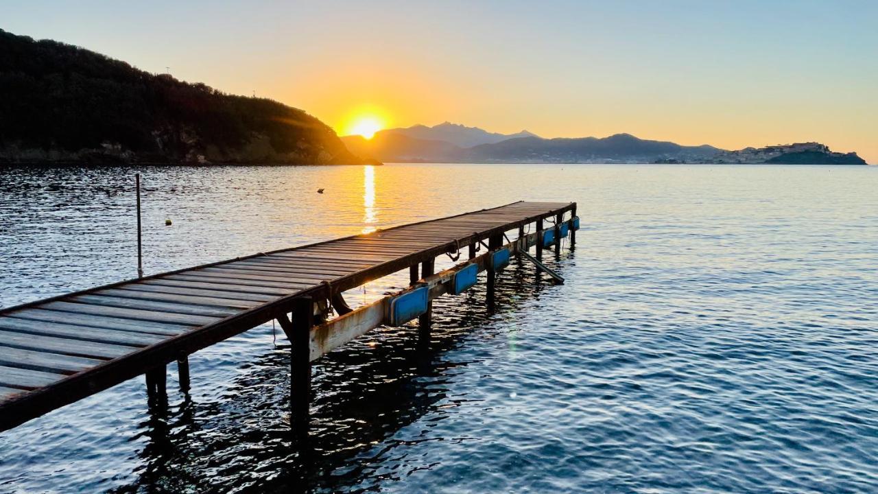 Appartamenti La Baia Lido Портоферрайо Экстерьер фото